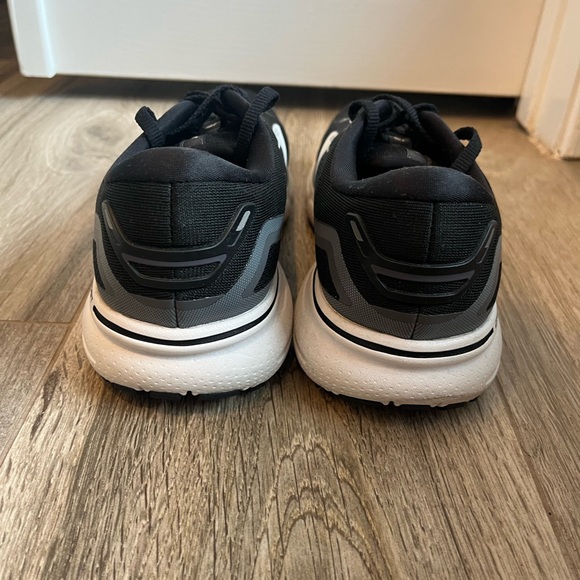 Brooks Ghost 15 Women’s Black and White Walking Running Shoes -size 8.5 - Picture 5 of 12